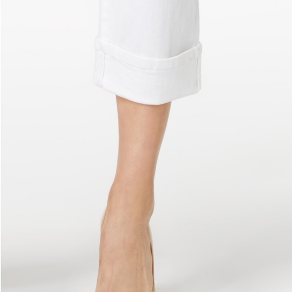 NWT Women's Style & Co Denim Cuffed Curvy Capri - Picture 8 of 10